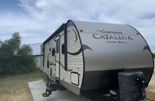 Crosby Casa | Nuevo RV hermoso - Wi-Fi y cable gratis