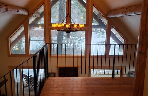 Kalispell Cabina | New Beautiful Well Located Cabin just north of Bigfork near the Flathead River!