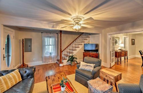 New Bern Casa | New Bern Home with Yard, Grill and Walkable Location
