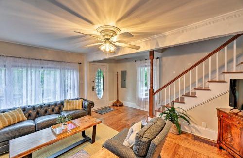 New Bern Casa | New Bern Home with Yard, Grill and Walkable Location