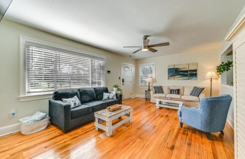 New Bern Casa | New Bern House with Gas Grill Near Neuse River!