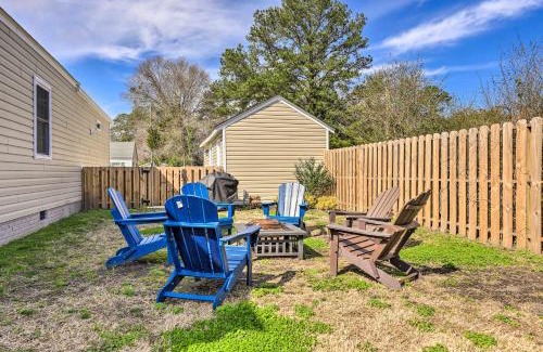 New Bern Casa | New Bern Retreat with Fire Pit about 1 Mi to Dtwn!