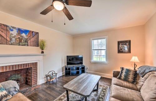 New Bern Casa | New Bern Retreat with Fire Pit about 1 Mi to Dtwn!