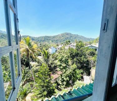 Anniwatta Hotel | New Blue Mount View Kandy