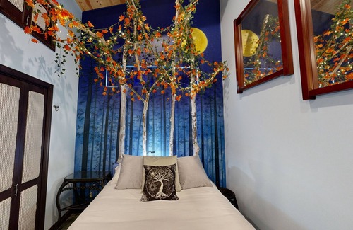 Capital View Cabaña | New Boho Hillcrest cottage, fully furnished, month minimum