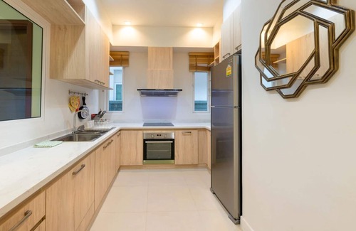 Ko Kaeo Villa | NUEVO A ESTRENAR Lujoso enorme 520 metros cuadrados. Villa con piscina privada con 4 dormitorios en la ciudad de Phuket