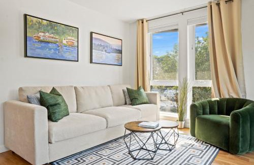 Capitol Hill Apartamento | NEW Bright Capitol Hill Condo, Great Location Views