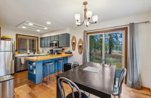 Bear Basin Estates Casa | New! Brundage Meadows 1 - Bright, cozy - 2story - wood stove - forest views - by trails, lake, town