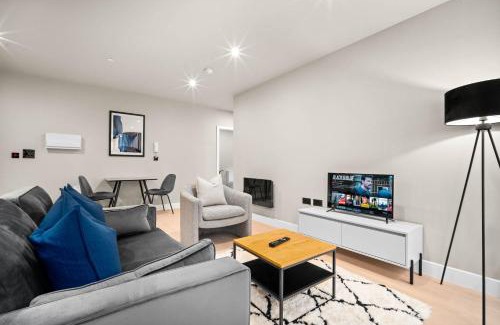 Sheldon Apartamento | New Build 1 Bed Apt - Sheldon, Birmingham - Coventry Rd - Close to Birmingham Airport, Solihull, National Exhibit Centre, Jaguar and more