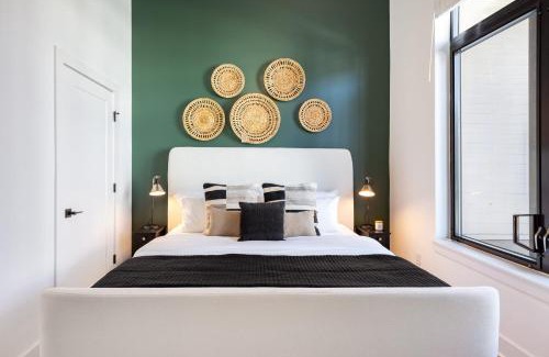 Nashville Casa | New Build 2 Condos Minutes from Downtown Nashville Dining Entertainment