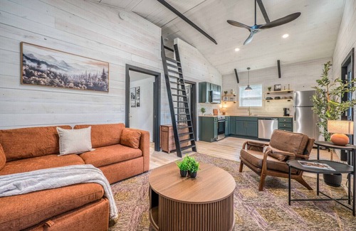 Alto Apartamento | New Build | Cabin with Loft | Wildlife | Sleeps 6