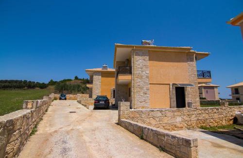 Nea Fokaia Casa | New build cozy maisonette in Nea Fokea, Chalkidiki - fevillas-com