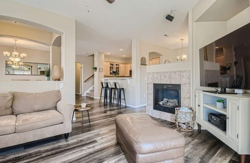 Commerce City Casa | NEW build near DIA w/King Bed, 20mins to downtown