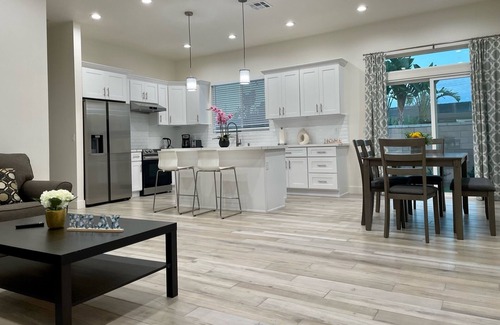 Tustin Casa | #New Built#3BR#Private Hm 🏠 ,Tustin, Irvine,Disney, Convention, Golf & Beaches!
