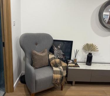 Oxford Apartamento | New built cosy apartment within walking distance of Churchill Hospital