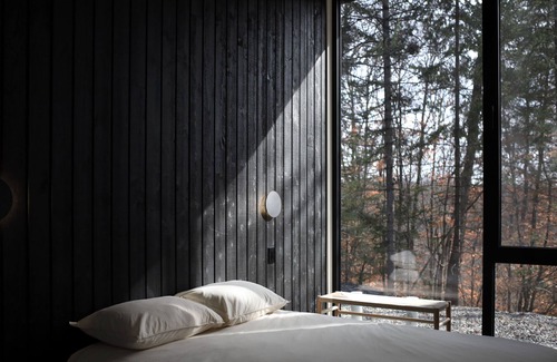 Eastman Chalet De Esquí | New cabin with sauna: architecture and nature