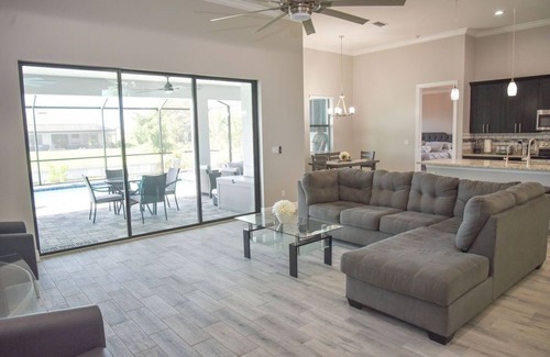 Trafalgar Casa | New Canal Access Pool Home w/Outdoor Oasis/Kayaks