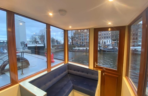 Amsterdam City Centre Alquiler De Eote | NEW: Captains Cabin on luxurious wellness houseboat -