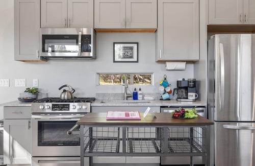 Dripping Springs Casa | New Casita in Deer Creek Area- Pets Welcome!