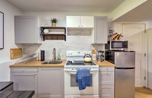 Lakeland North Apartamento | NEW! Cat/Dog-Friendly Apartment Between Seattle & Tacoma!