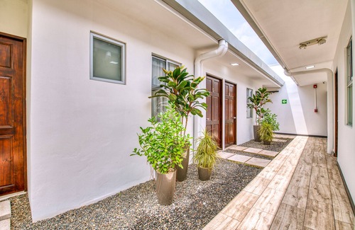 Jacó Apartamento | New Center of Jaco 1bd/1ba Luxe Private Apt w/AC