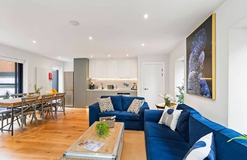 South Richmond Casa | New Central 3 Bedroom House