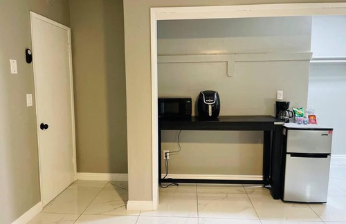 Los Angeles Apartamento | New Centrally! 2 bedroom Apartment in Los Angeles by the Airport.