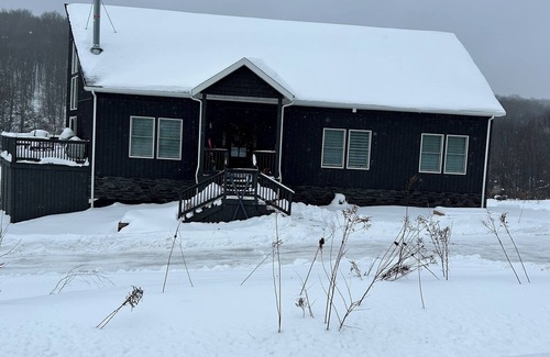 Ellicottville Chalet De Esquí | New Chalet 2 Bedroom guest apartment