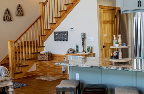 Spruce Pine Casa | New Chalet and the ultimate escape to nature!