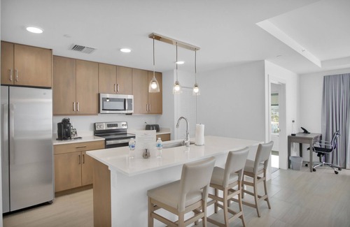 Clearwater Beach Condominio | New Charmin Condo Hotel Suite on the Beach