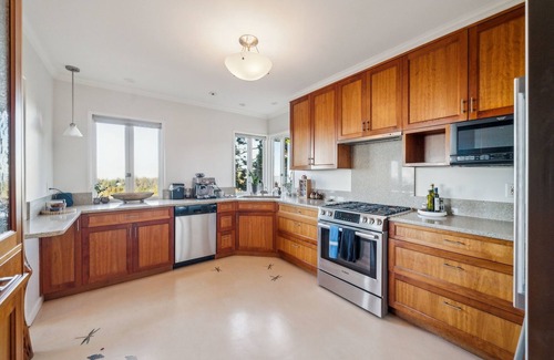 Shepherd Canyon Casa | NEW! Charming 1933 Ridge-Top Home with Stunning Views