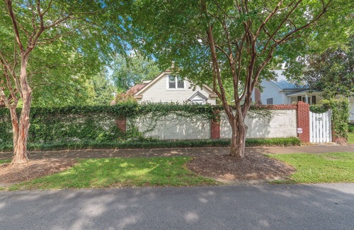 Aiken Cabaña | NEW-Charming cottage in Downtown Aiken