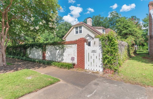 Aiken Cabaña | NEW-Charming cottage in Downtown Aiken