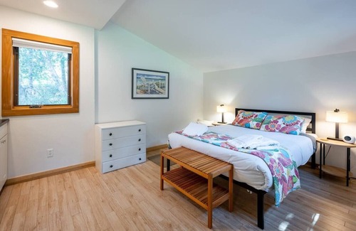 Ephraim Cabaña | New! Charming Duplex Cabin w/ Large Yard in Ephraim
