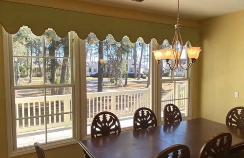 Melrose on the Beach Cabaña | NEW!! CHARMING SEA'S THE DAY COTTAGE