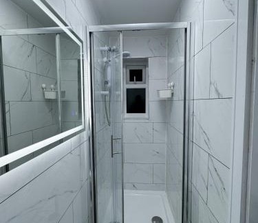 Adamsdown Apartamento | New City Centre Gem 1-Bedroom Flat with Free Parking