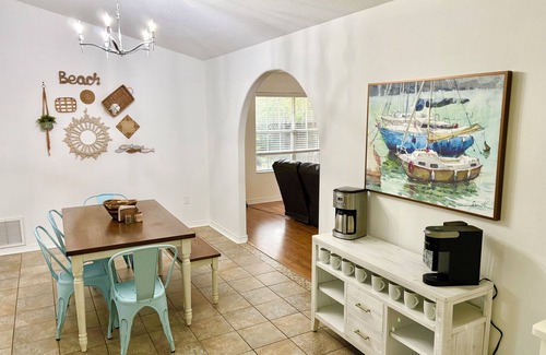 Navarre Casa | New! Close To Beach, Cozy, New beds & Family Friendly