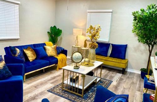 Weslaco Apartamento | NEW! close to Downtown, Malls & Premium Outlets, with Balcony