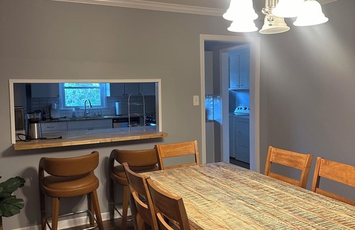 Hattiesburg Casa | NEW! Comfort and Space in Midtown - The Holly House