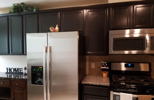 Central Southwest Casa | New Comfortable and Stylish Vacation Rental for your Family/Company Stay