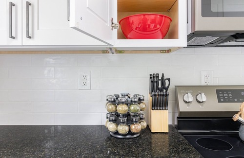 Hazel Park Casa | NEW!Comfy 3BR/2BA Home/Friendly City of Hazel Park