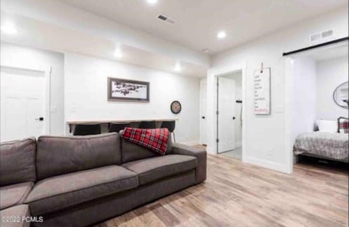 Park City Casa | *NEW* Comfy 4 bdrm close to resorts, trails, lakes