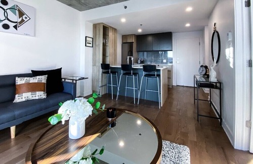 Griffintown Casa | New condos with a pool