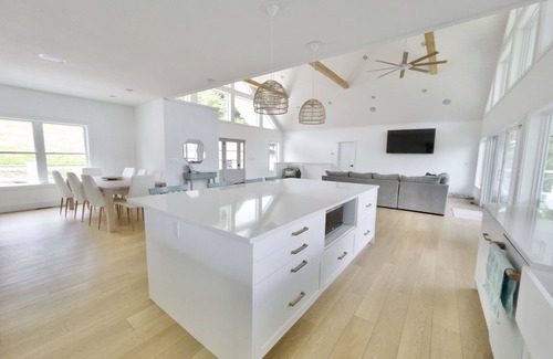La Follette Casa | New Construction Modern Lakefront w/ Hot Tub, Covered Deck & 2 Slip Private Dock