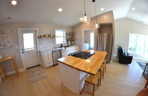 Cedar Point Casa | NEW Construction, pet friendly with gorgeous water views