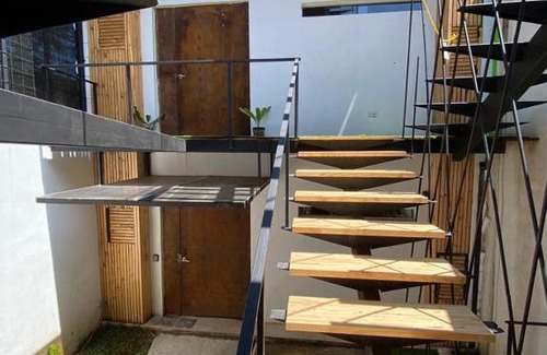 Ciudad Colon Apartamento | New Contemporary suite