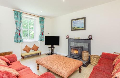 Inverarnie Casa | New Cottage