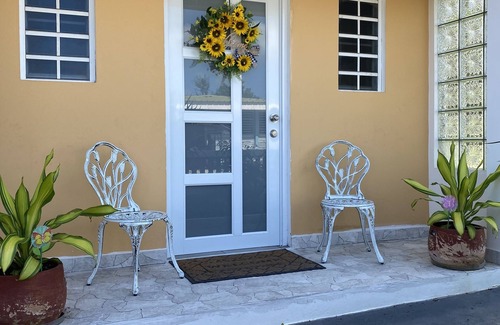 Fajardo Apartamento | New Cozy 1-bedroom apartment in peaceful Fajardo with WiFi, AC, private entrance