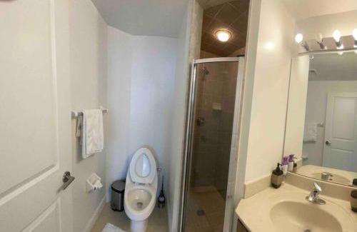 Downtown Mississauga Apartamento | New Cozy 2bed 2bath Condo