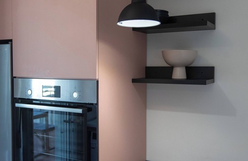 Thessaloniki Apartamento | New Cozy Apt with Balcony close to Metro